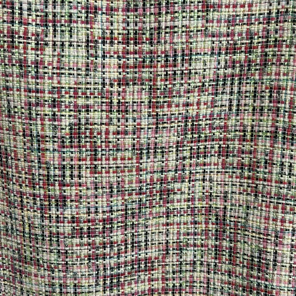 Ann Taylor Pink Tweed skirt, Size 8 - Picture 2 of 8